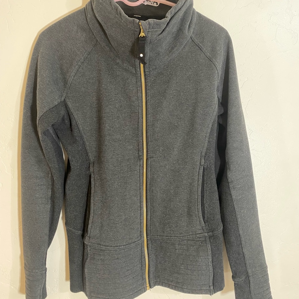 Lulu Lemon jacket size 6